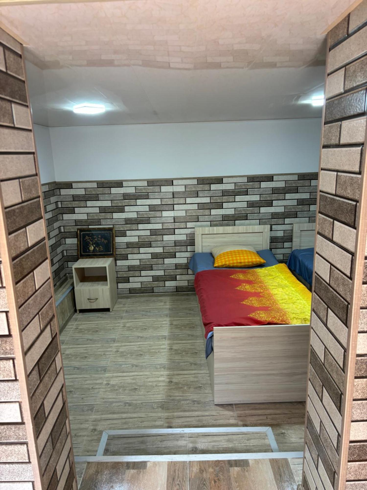Downtown Guest House Kutaisi Esterno foto